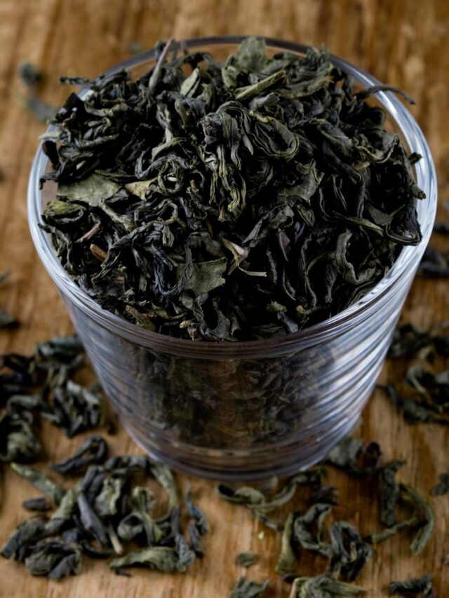 Green Tea vs Black Tea: Who Wins?